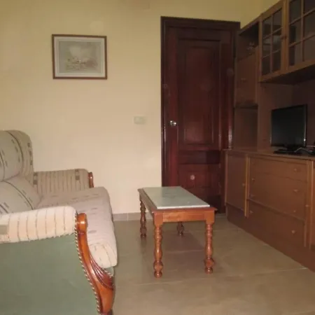- 2 Bedrooms With Wifi And Sea Views - 01893